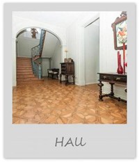 Large Holiday Villa - Hall